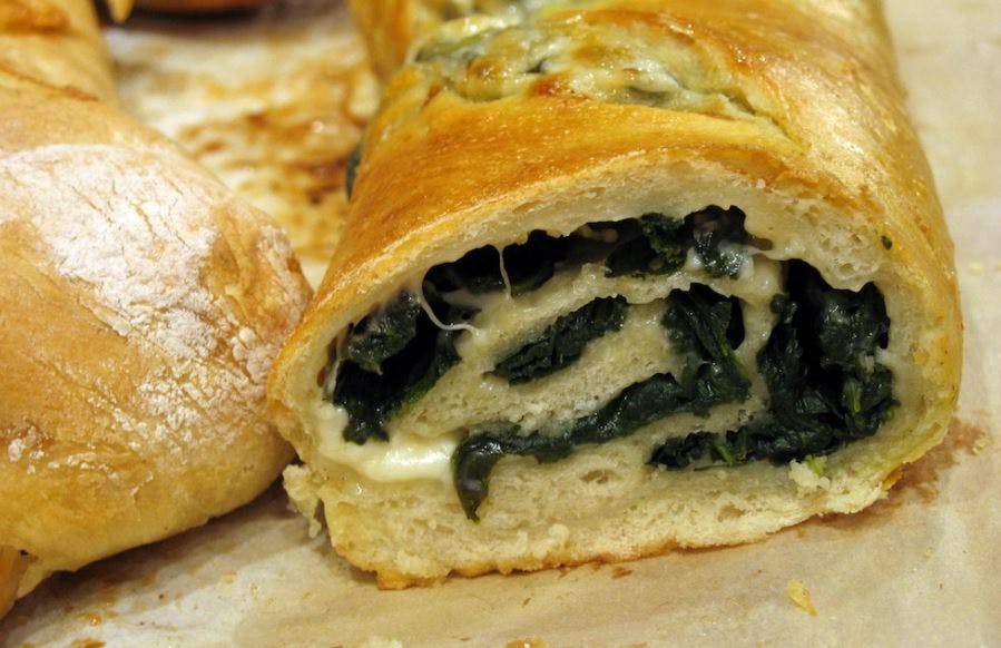 Order Spinach Roll - Roll food online from Lunetta pizza store, New York on bringmethat.com