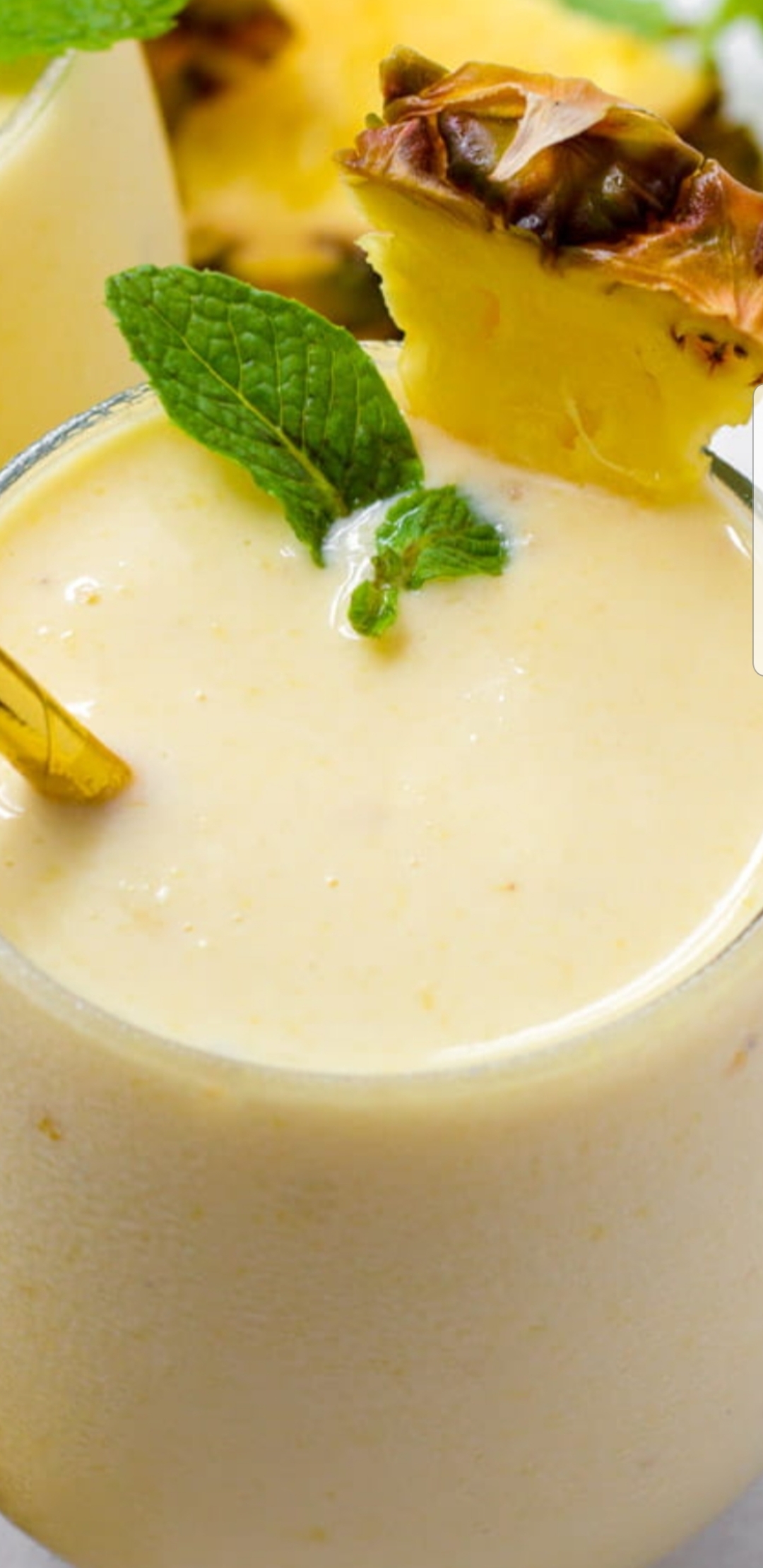 Order Pineapple  Smoothie food online from 2 Chefs store, Florence on bringmethat.com