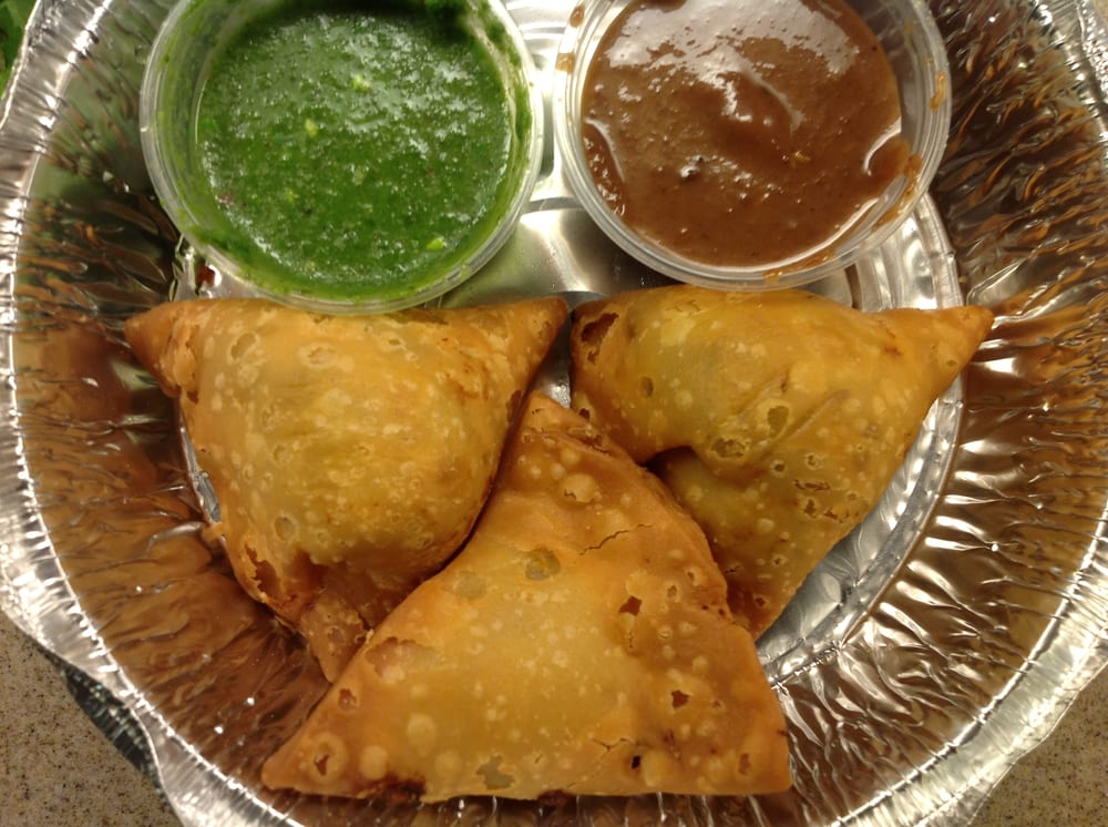 Order 2 Pieces Vegetable Samosa food online from Curry Place Germantown  store, Germantown on bringmethat.com