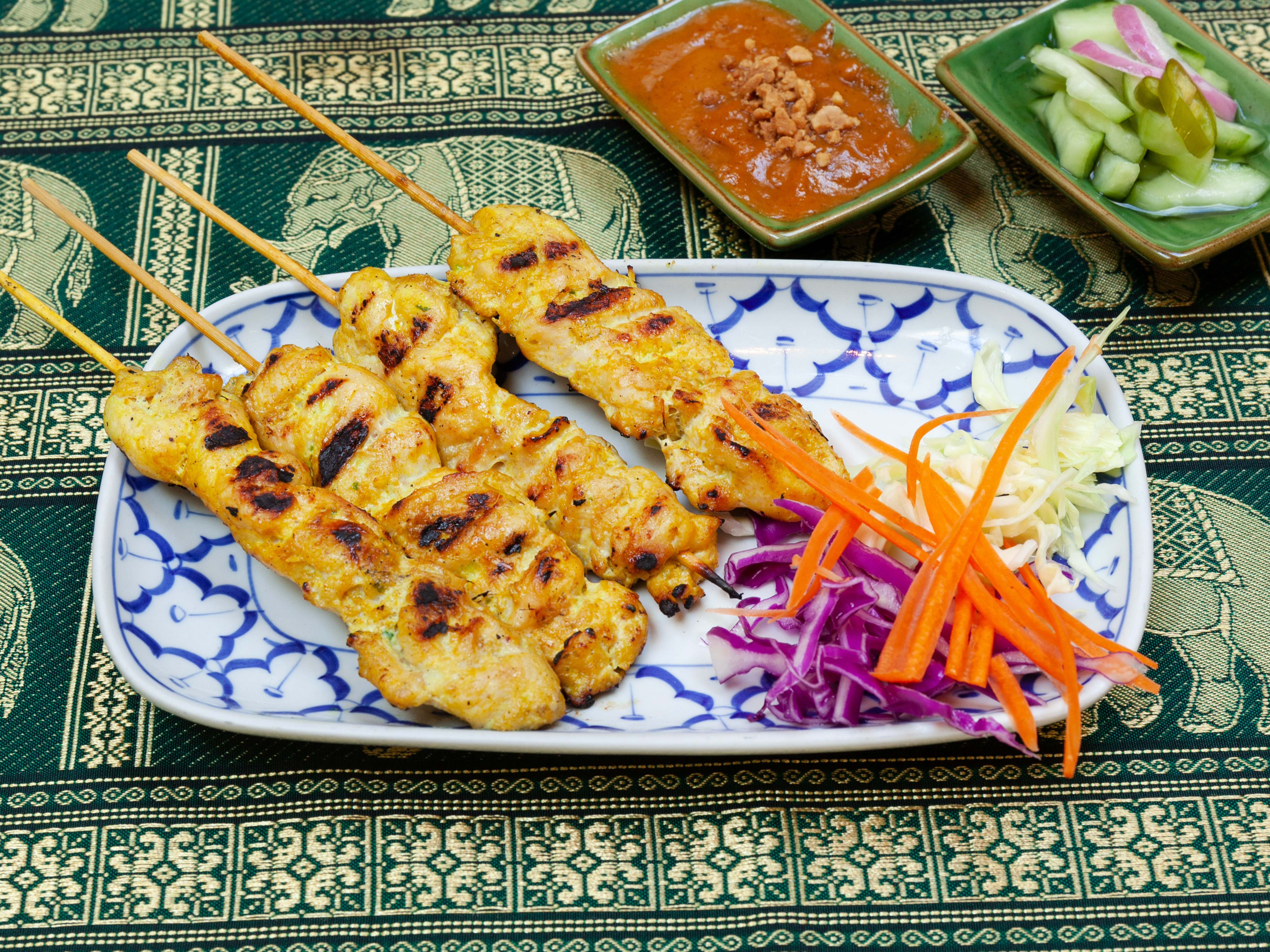 Order Chicken Sa-Tay food online from Galanga Thai Restaurant store, Santa Barbara on bringmethat.com