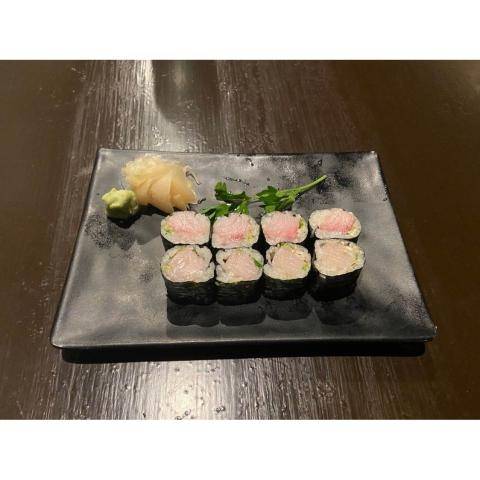 Order Yellowtail Scallion Roll food online from Feng Asian Bistro & Hibachi store, Millbury on bringmethat.com