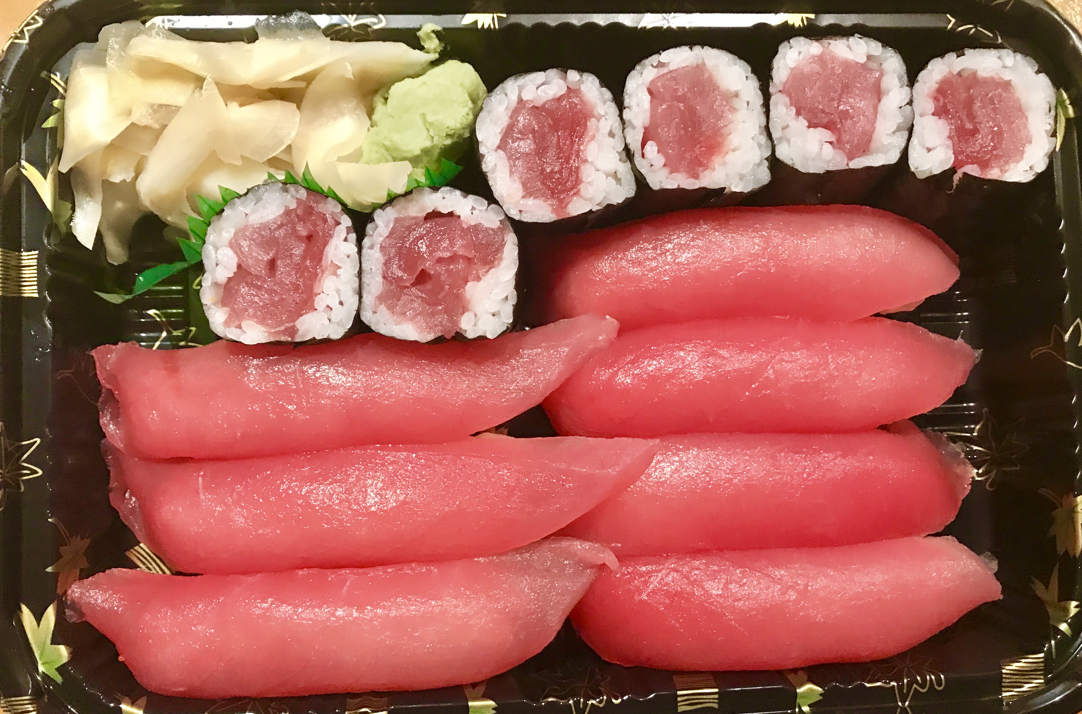 Order 48. Maguro Sushi Dinner food online from Thai Lemongrass & Sakura Sushi store, New York on bringmethat.com