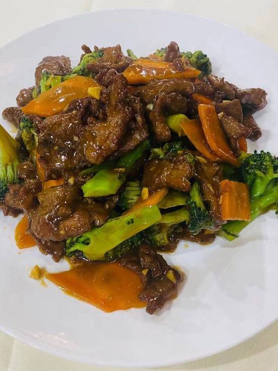 Order Beef with Broccoli  food online from Wei Authentic Chinese Cuisine store, Gwinnett County on bringmethat.com