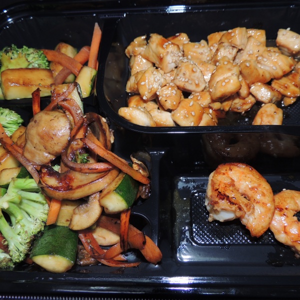 Order Chicken Teriyaki Entree food online from Shinto Japanese Steakhouse & Sushi Lounge store, Naperville on bringmethat.com