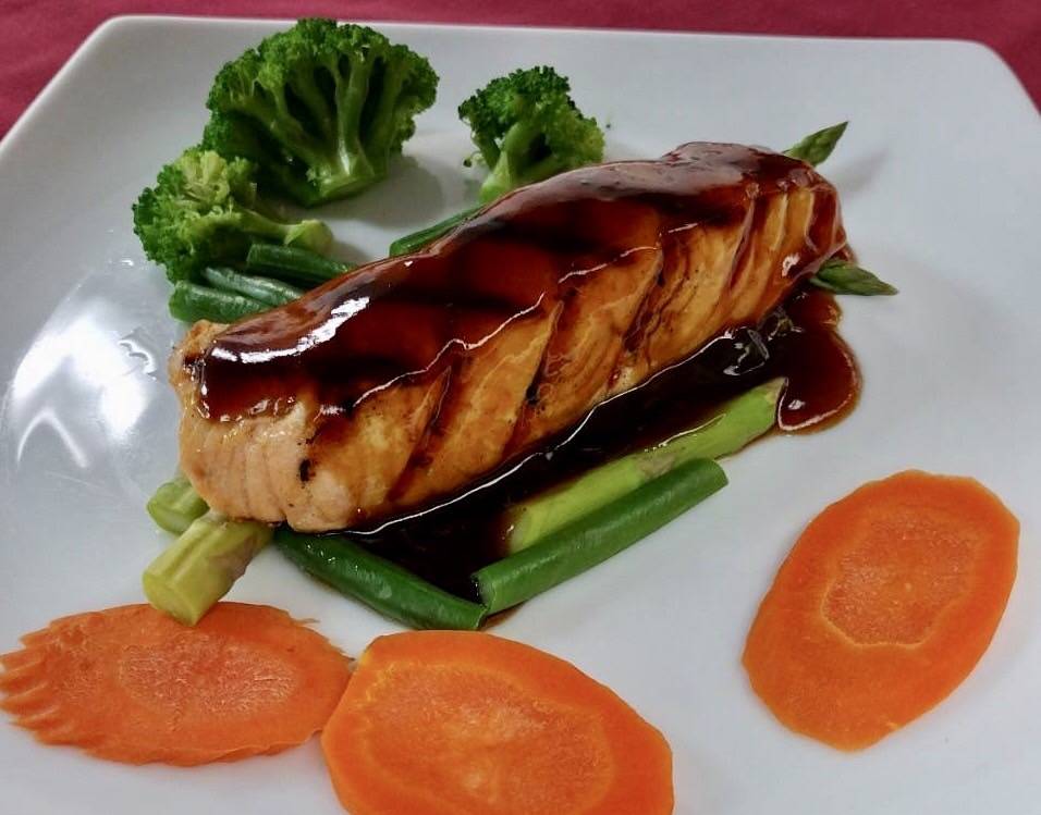 Order Salmon Teriyaki food online from Sushi Thai II store, Vernon Hills on bringmethat.com