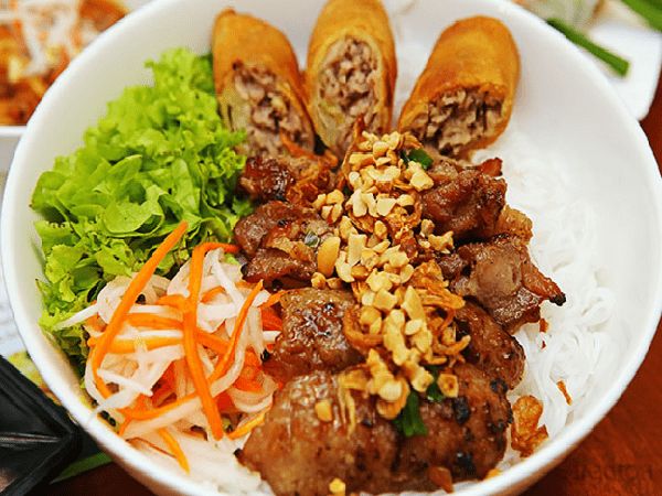 Order Caramelized Pork Bowl food online from Hello Vietnam Pho&Roll store, Scottsdale on bringmethat.com