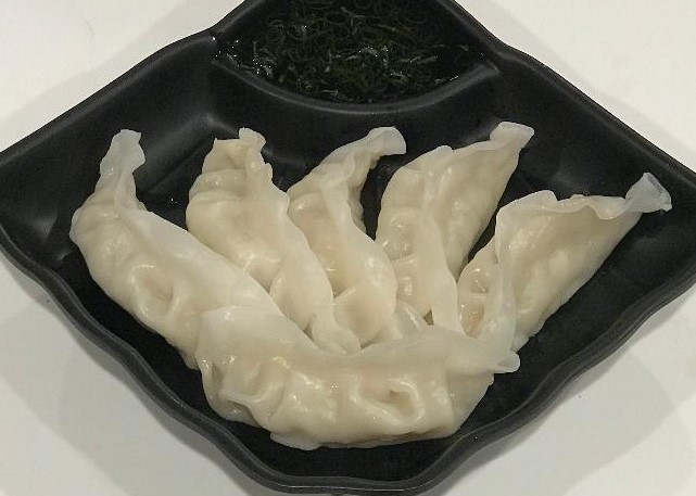Order A3. Gyoza (Dumpling) Fried / Steam food online from Sushi Time store, Boston on bringmethat.com