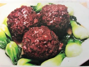 Order E10. Braised Meatball in Brown Sauce 红烧狮子头 food online from Garage Restaurant store, San Gabriel on bringmethat.com