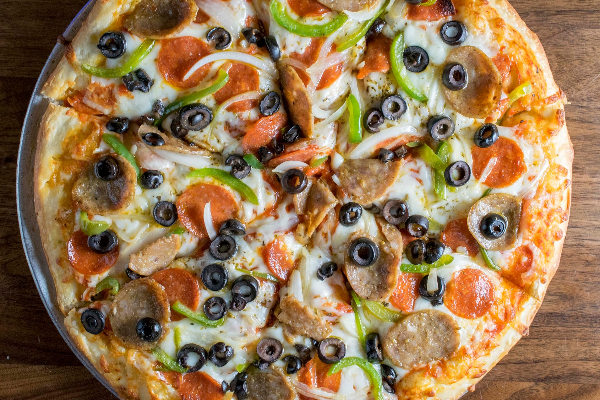 Order Supreme Pizza food online from Buffalo Bros store, Fort Worth on bringmethat.com