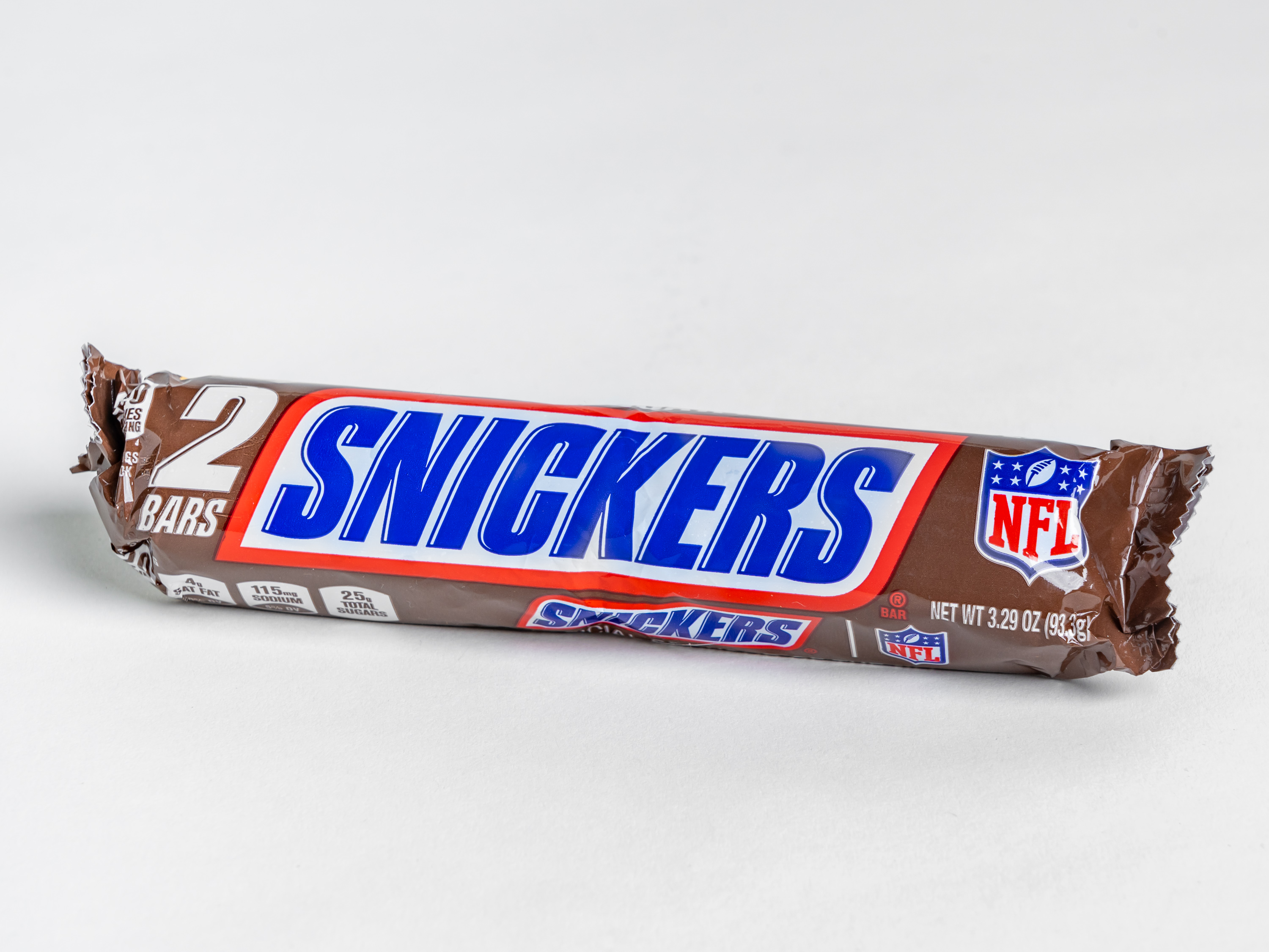 Order Snickers Bar, 3.29 oz. food online from Kangaroo Food Mart store, Cathedral City on bringmethat.com