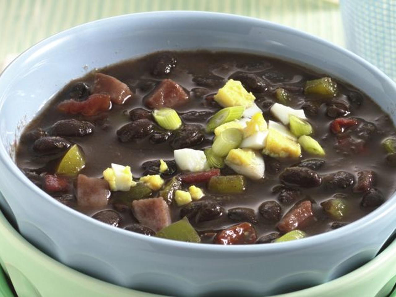 Order Black Bean Soup 32 oz food online from Malanga Cafe store, Miami on bringmethat.com
