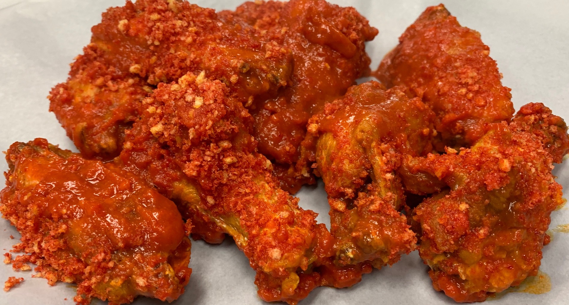 Order Wings food online from Ameci Pizza & Pasta store, Thousand Oaks on bringmethat.com
