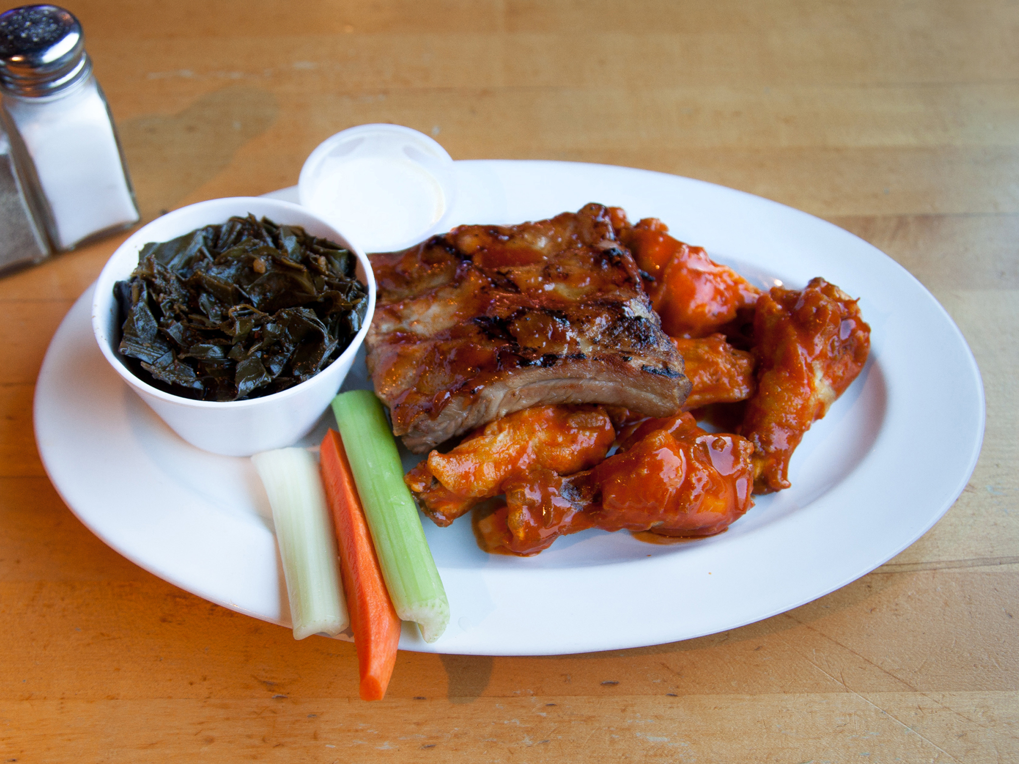 Order Baby Wings food online from Ribs USA store, Burbank on bringmethat.com