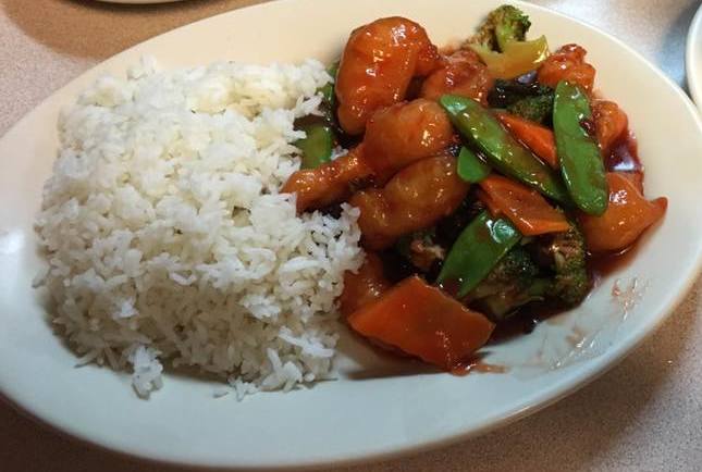 Order Empress Chicken food online from Ming Wah store, Moline on bringmethat.com