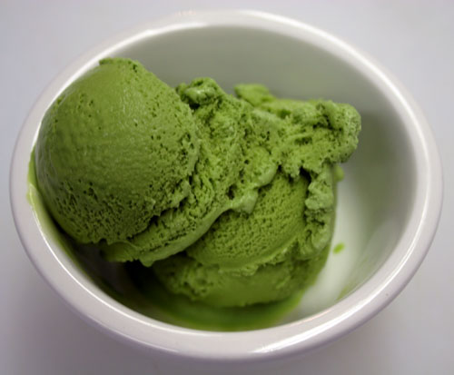 Order Green Tea Ice Cream food online from Sushi Xuan store, Albuquerque on bringmethat.com