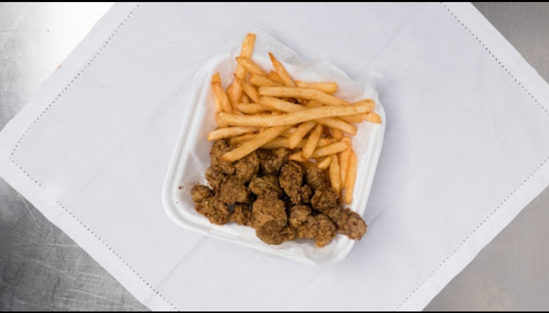 Order Small Gizzards food online from Hawaiian Grill store, Saint Louis on bringmethat.com