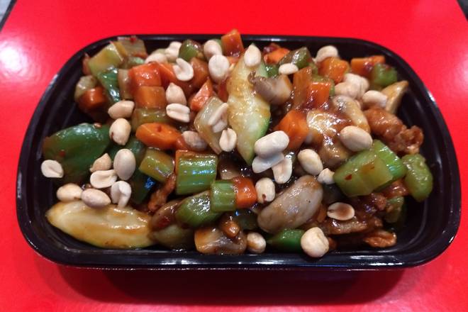 Order Kung Pao Chicken 宫保鸡丁 food online from Great Wall store, Mount Pleasant on bringmethat.com