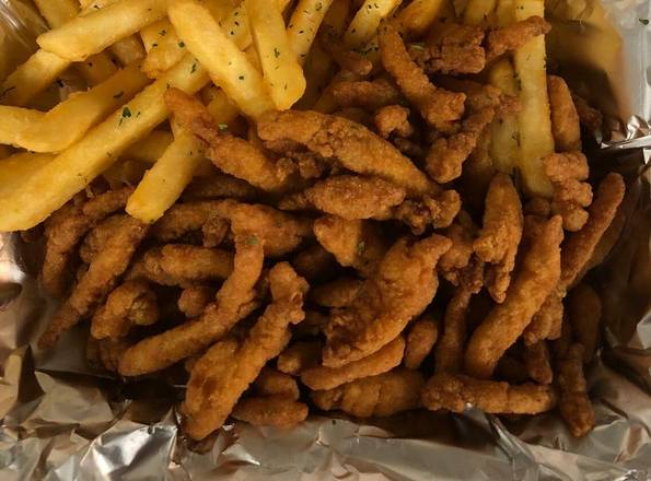 Order Clam Strips Dinner food online from The Pizza Cutters store, Syracuse on bringmethat.com