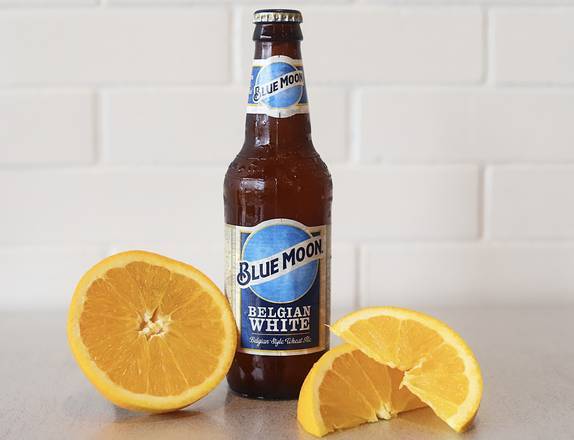 Order Blue Moon (Belgian White) (5.4% ABV) food online from Jj Fresh From Scratch store, Orlando on bringmethat.com