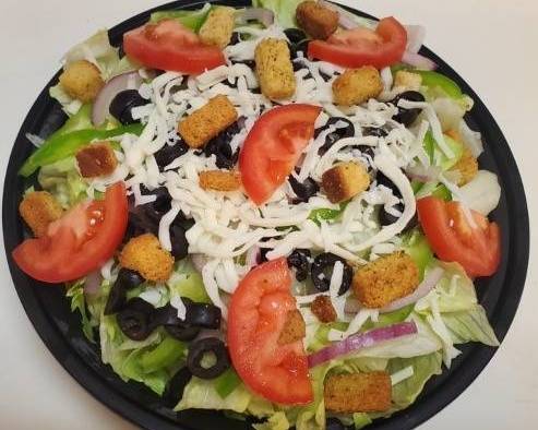 Order House Garden Salad food online from Pizza Italia store, Fremont on bringmethat.com