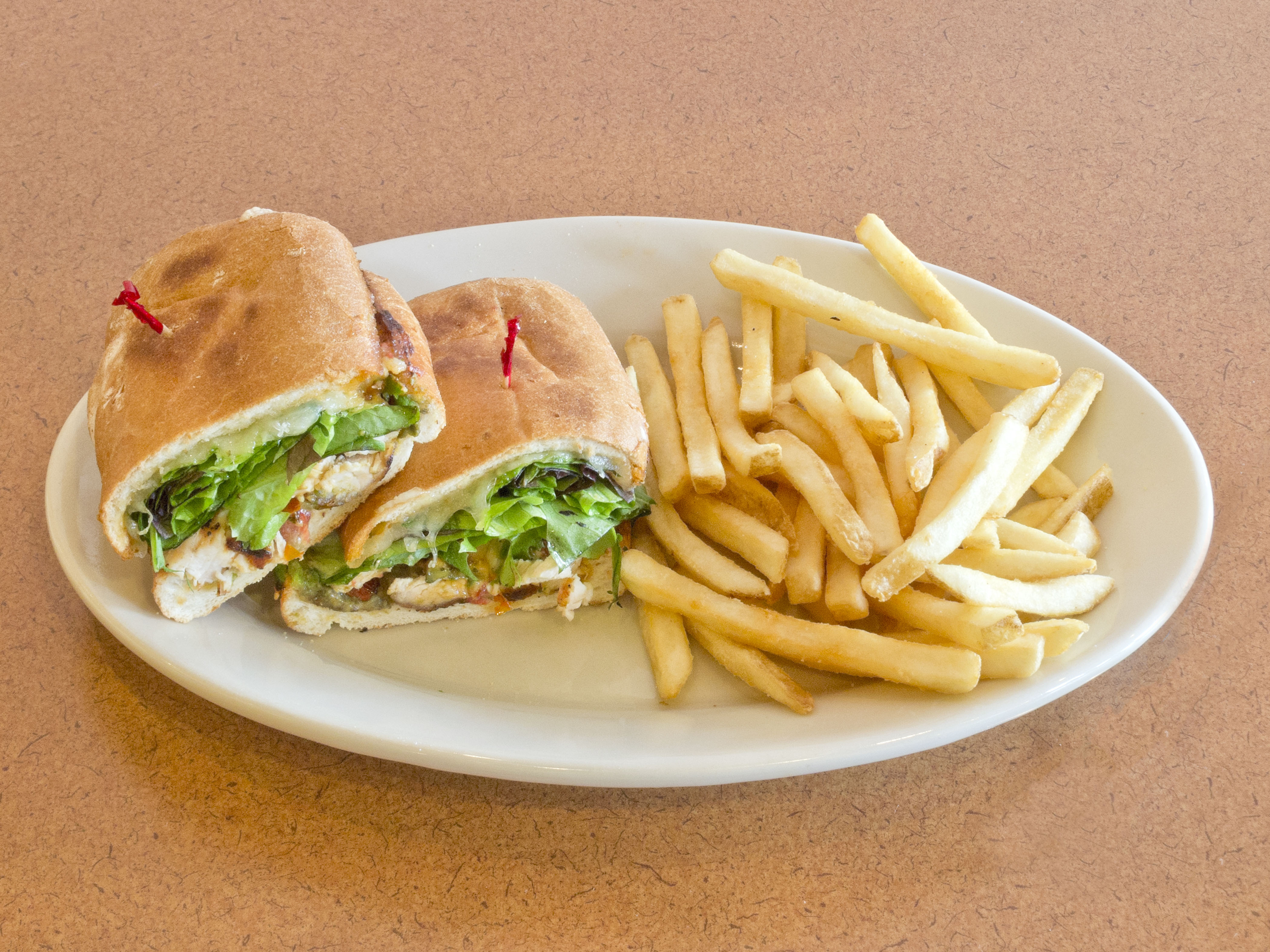 Order 27. Southwest Chicken Sandwich food online from Urban Eatz store, Irving on bringmethat.com