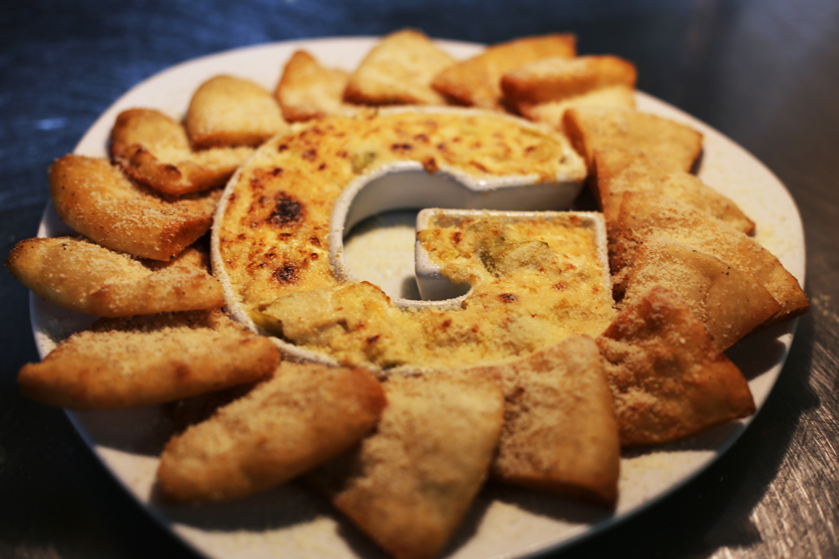 Order Baked Artichoke Dip Dinner food online from Genuine Bistro store, Debary on bringmethat.com