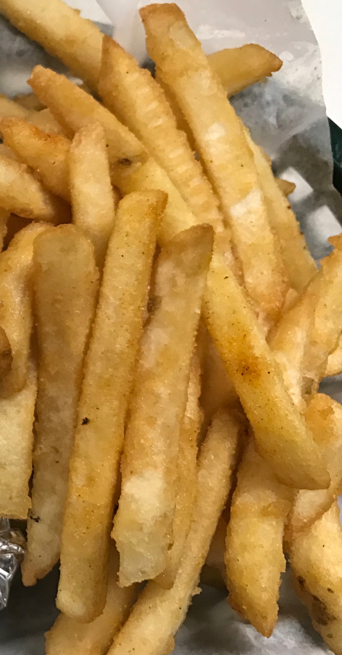 Order French Fries food online from Alzaytuna Grill store, Cincinnati on bringmethat.com