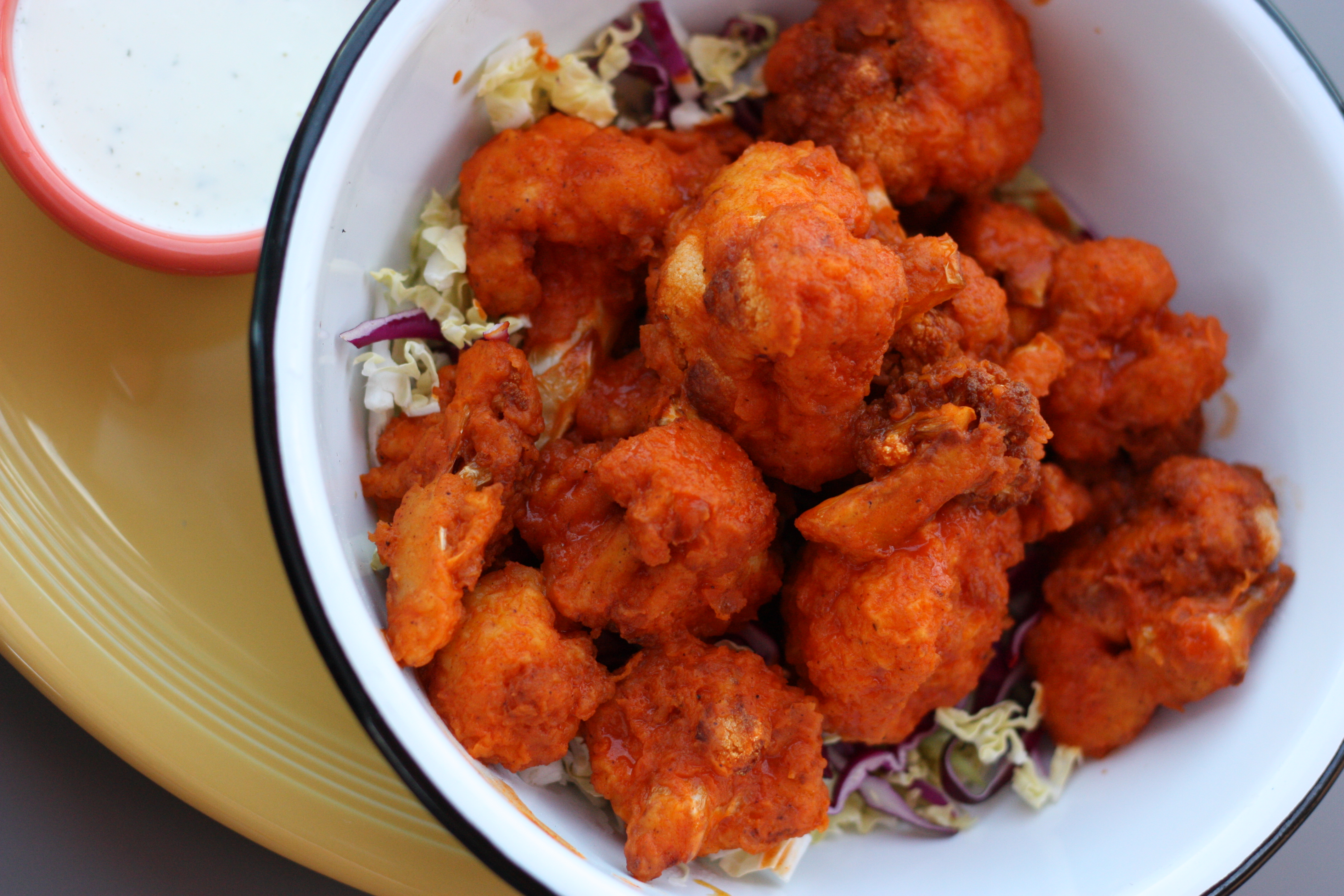 Order Buffalo Cauliflower food online from Mama Comfort Food & Cocktails store, Los Alamitos on bringmethat.com