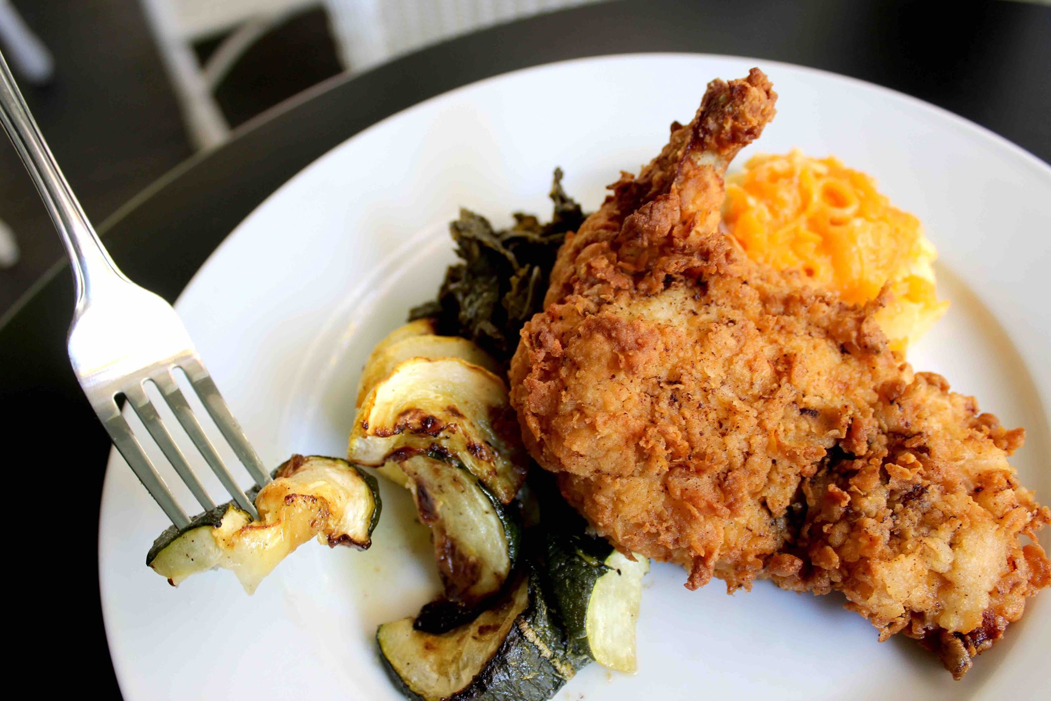 Order Fried Chicken Lunch food online from The Farmhouse store, Palmetto on bringmethat.com