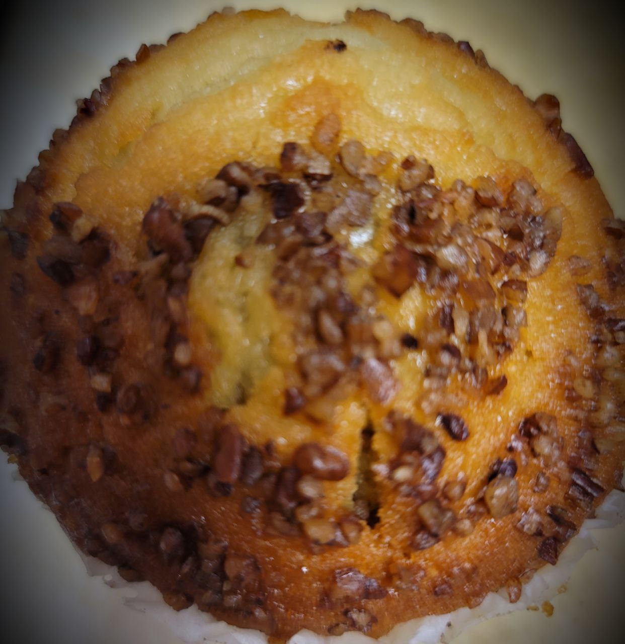 Order BANANA NUT MUFFIN food online from BAGELS N CREAM store, Robbinsville Township on bringmethat.com
