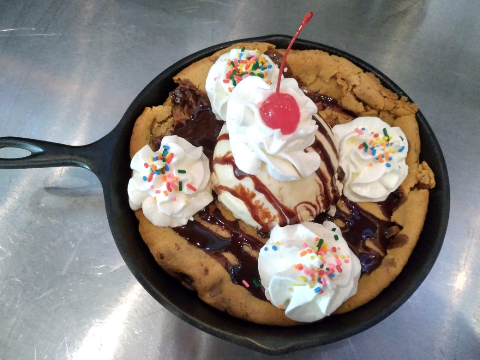 Order Chocolate Chip Cookie Sundae food online from Meat & Potato Urban Kitchen store, Wheeling on bringmethat.com