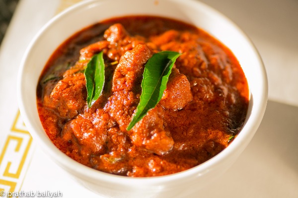 Order Lamb Curry food online from Cafe Delhi store, Carnegie on bringmethat.com
