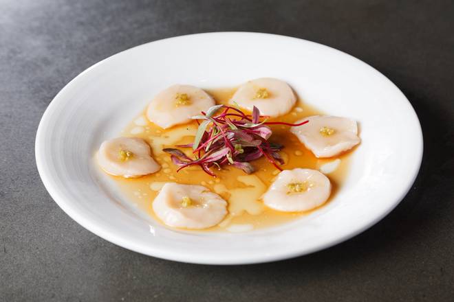 Order HOKKAIDO SCALLOP CARPACCIO 意式薄带子片  food online from Big Catch Seafood House store, Alhambra on bringmethat.com