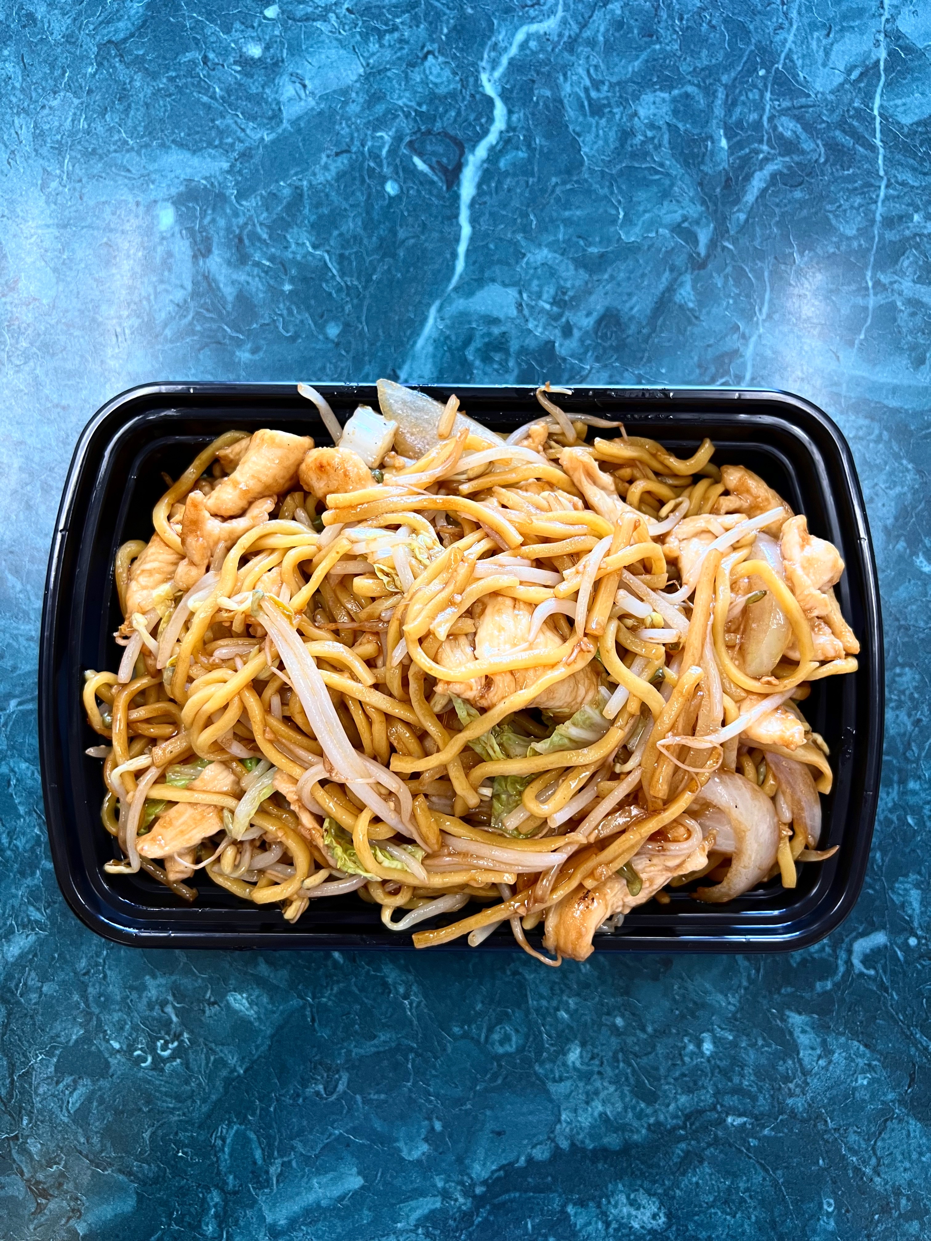 Order 42. Chicken Lo Mein food online from Golden China Express store, Worthington on bringmethat.com