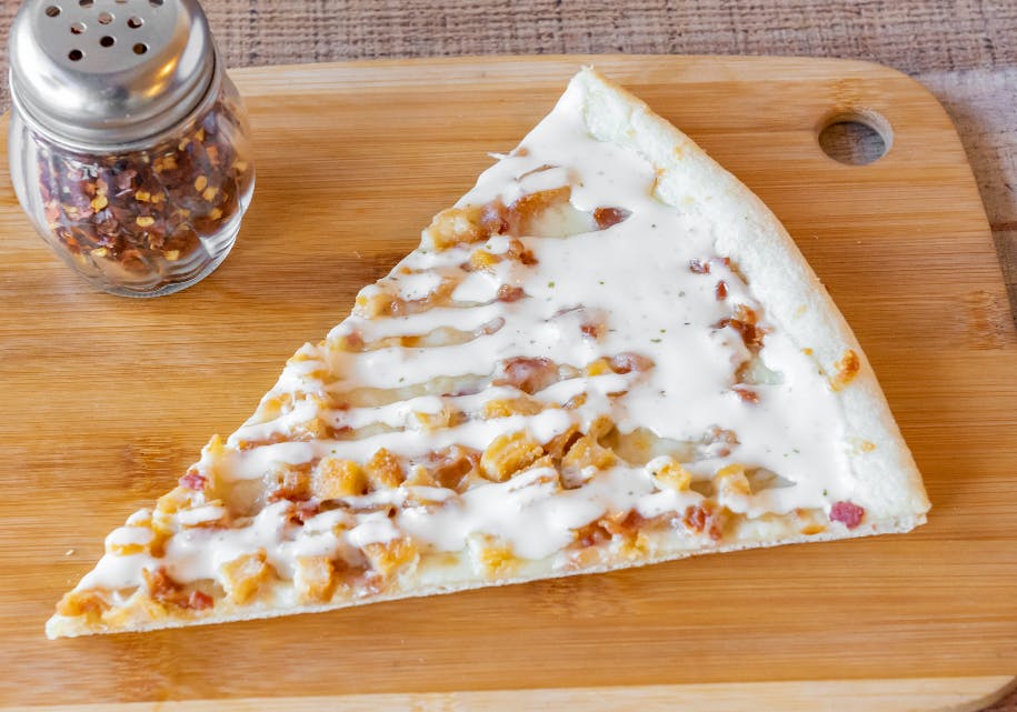 Order Chicken Bacon Ranch Pizza - Small 12'' food online from Bracco's store, Bath on bringmethat.com