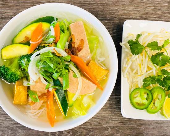 Order V2. Vegetarian Noodle Soup (Phở Chay) food online from Pho Seven store, San Lorenzo on bringmethat.com