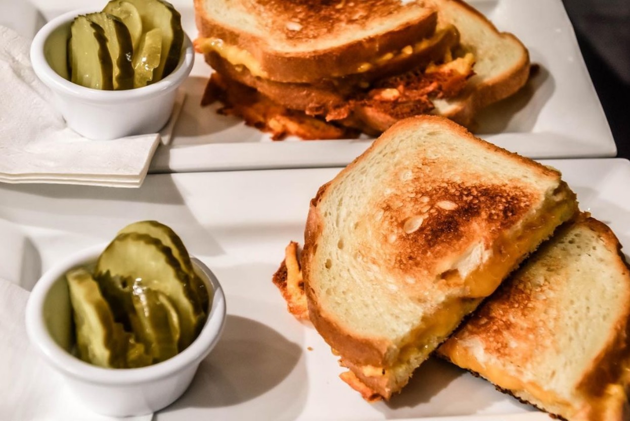Order 3 Cheese Trifecto Grilled Cheese food online from Trifecto Bar store, Clarksville on bringmethat.com