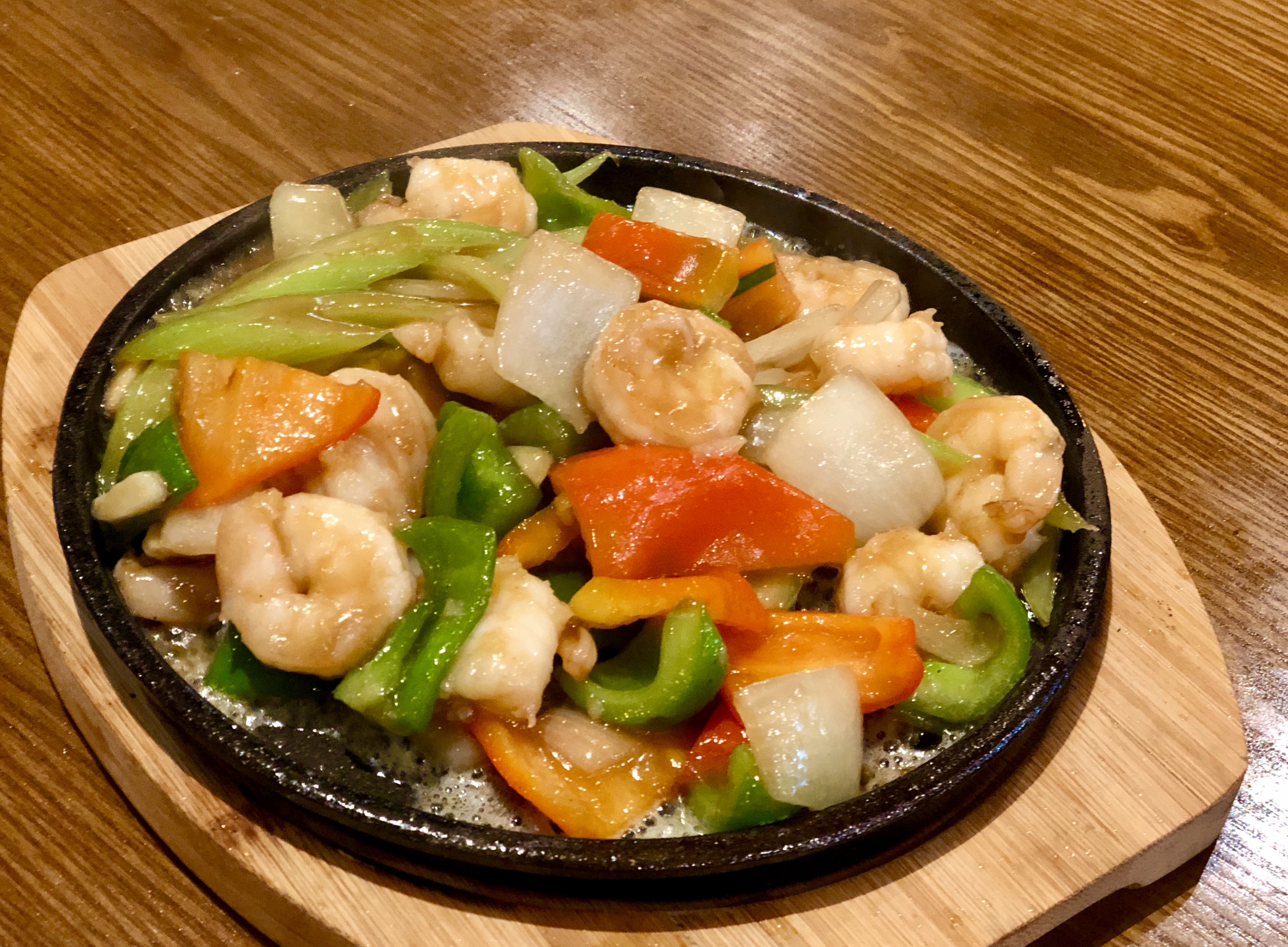 Order 523. Sizzling Shrimp Plate food online from Years Asian Bistro & BBQ store, Tucson on bringmethat.com