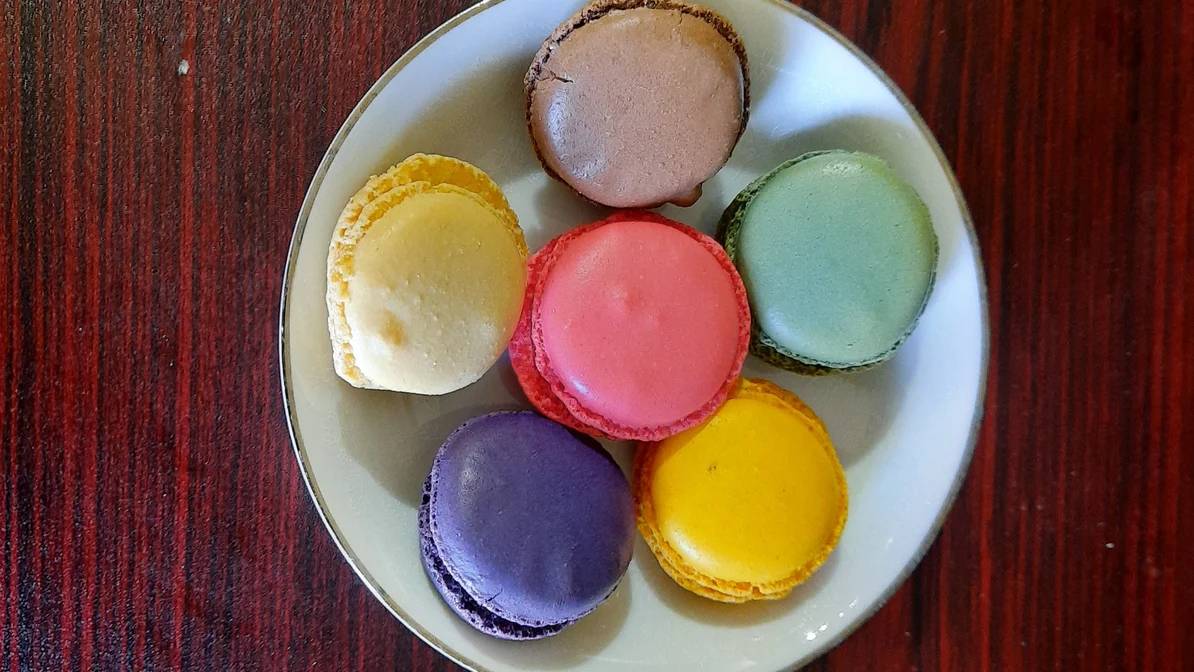 Order French Macaroons food online from Gudong Hot Pot Delivery store, Ferguson on bringmethat.com