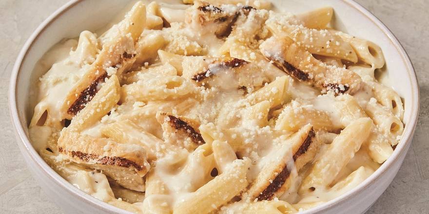 Order Chicken Alfredo Pasta food online from Vocelli Pizza store, Moon Twp on bringmethat.com