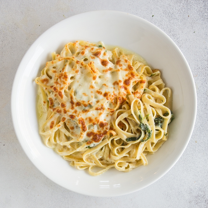 Order Fettuccine Florentine with Melted Cheese food online from Central Perk Cafe store, Cedarhurst on bringmethat.com
