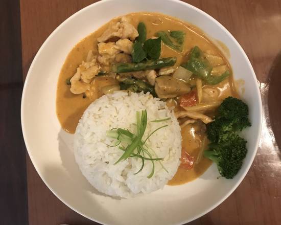 Order Red Curry food online from Chopstixx store, Lawrenceville on bringmethat.com