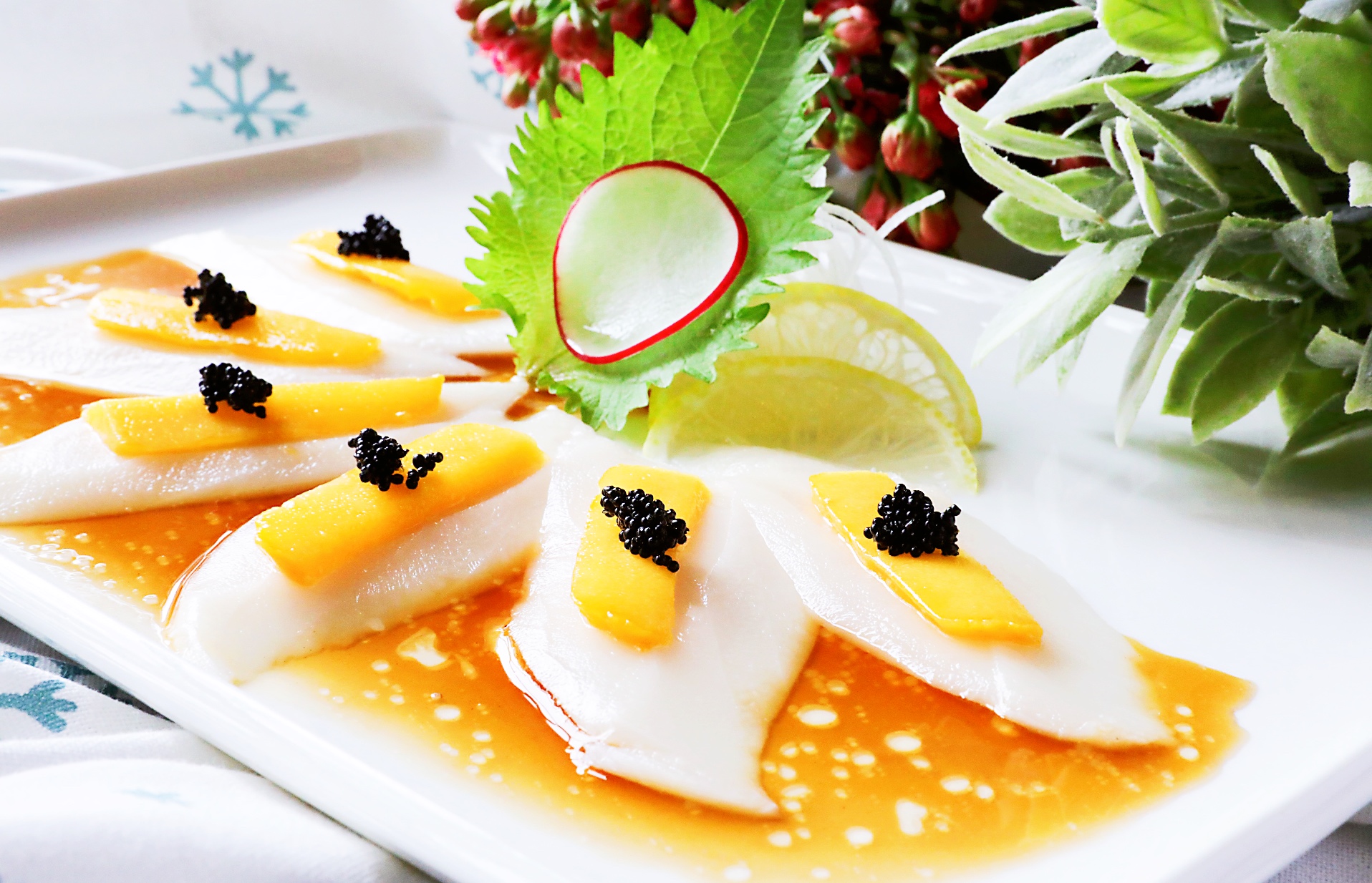 Order Mango White Tuna Tataki food online from Shogun store, Albany on bringmethat.com