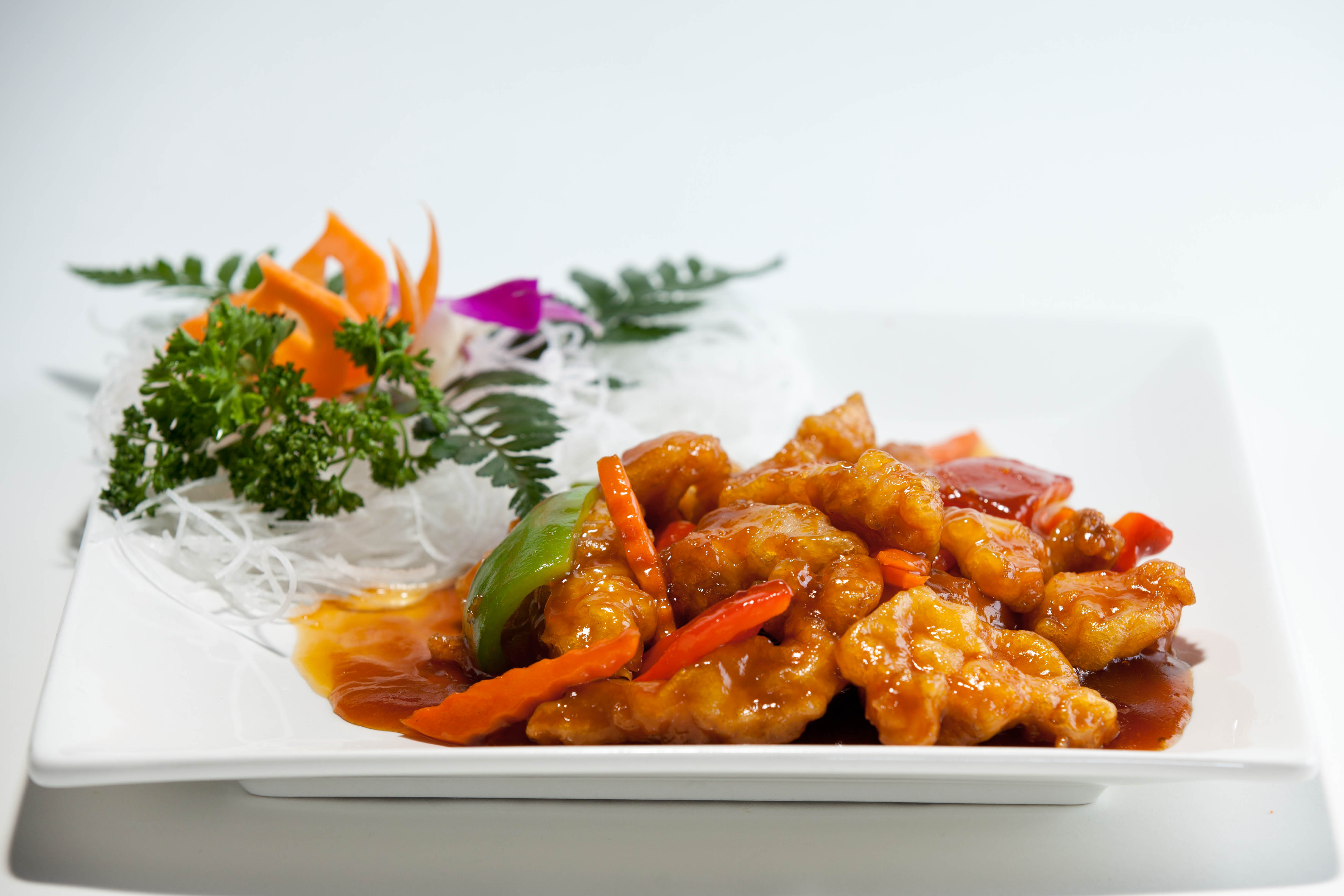 Order 122. Orange Chicken food online from Chi Tung Chinese & Thai Restaurant store, Evergreen Park on bringmethat.com