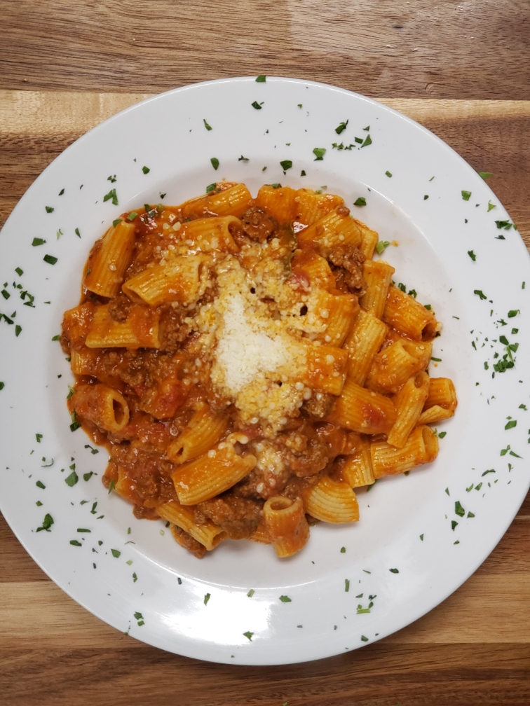 Order Pasta, Entrees  and more! Party size (serves 4-6) food online from Siena Cafe store, New York on bringmethat.com