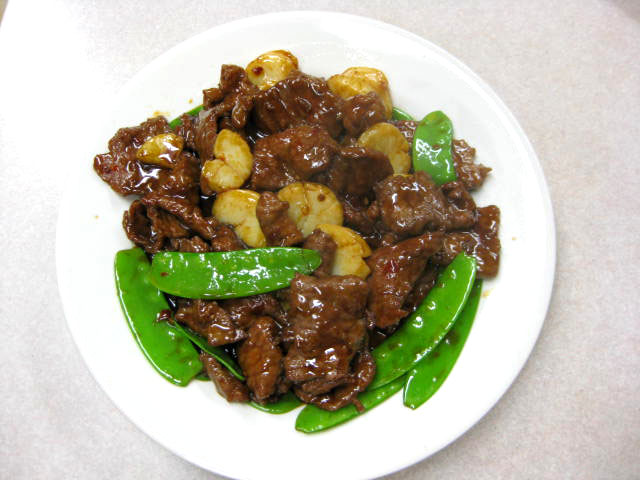 Order H9. Beef with Scallops Platter food online from CHINA JOY 81 store, Jacksonville on bringmethat.com
