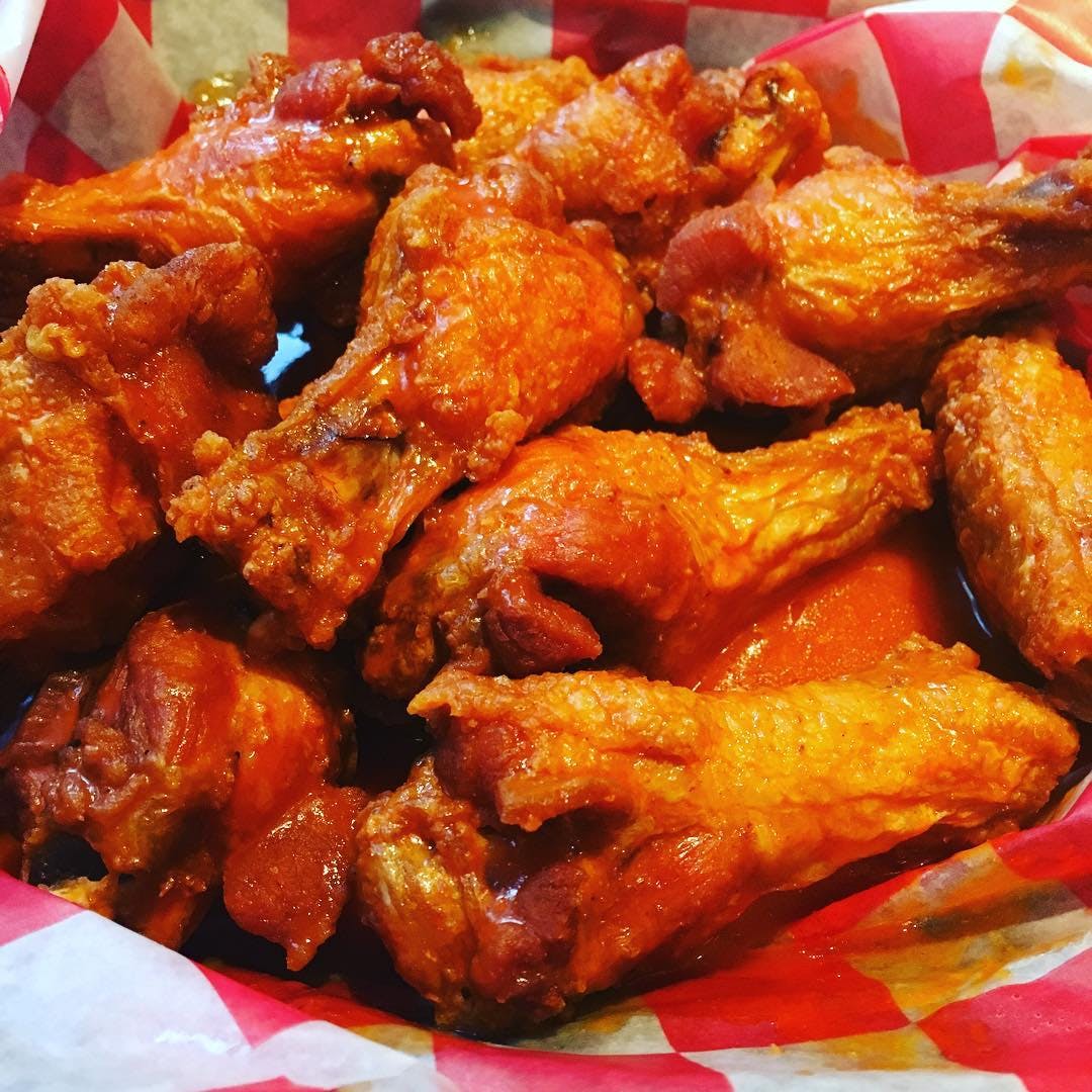 Order Wings - 12 Pieces food online from Johnny Longhots store, Evesham Township on bringmethat.com