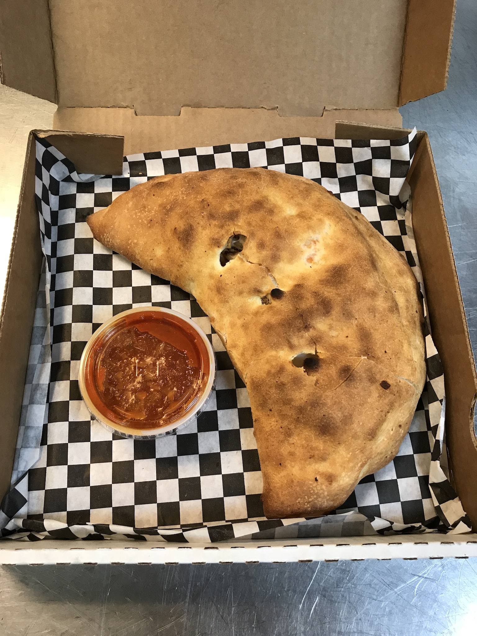 Order Spicy Buffalo Calzone food online from Albo Pizza Restaurant store, Las Vegas on bringmethat.com