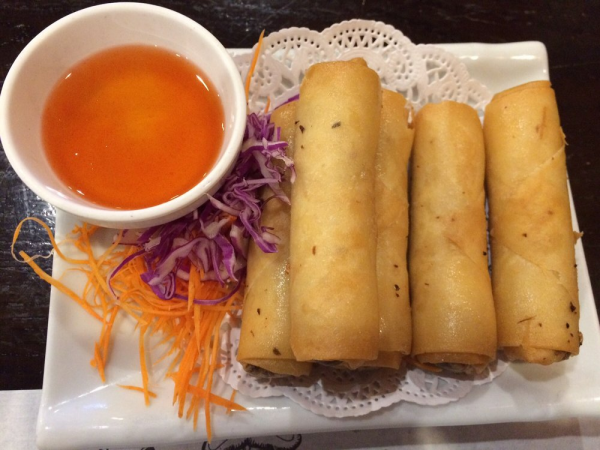 Order 7. Egg Roll food online from Jasmine Thai Noodle & BBQ store, Valencia on bringmethat.com