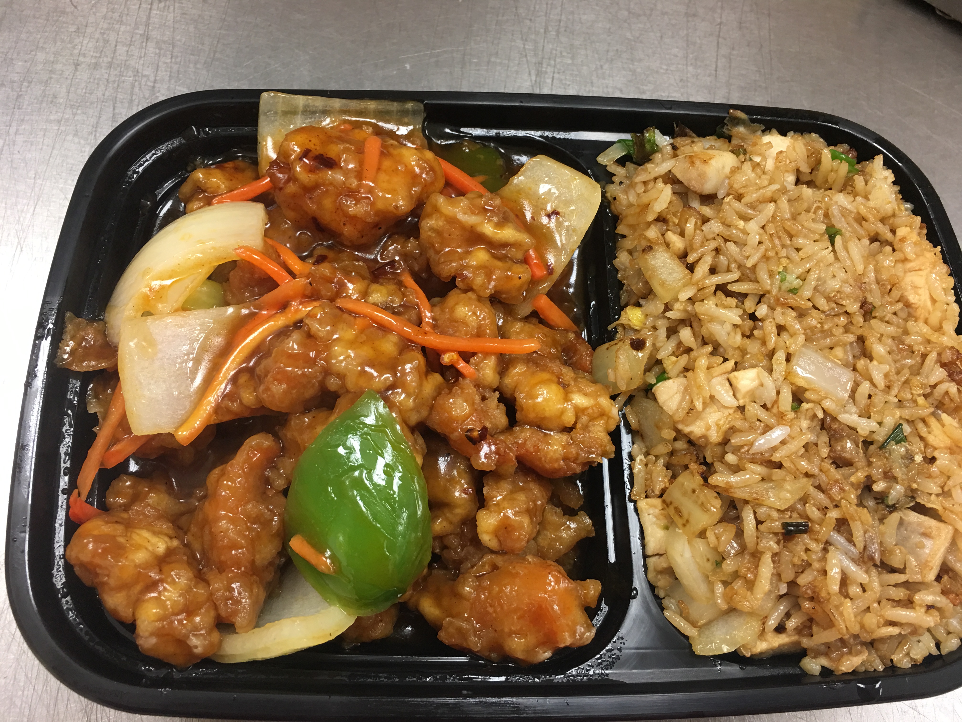 Order 904. General Tso's Chicken Lunch Special food online from China China store, Joliet on bringmethat.com
